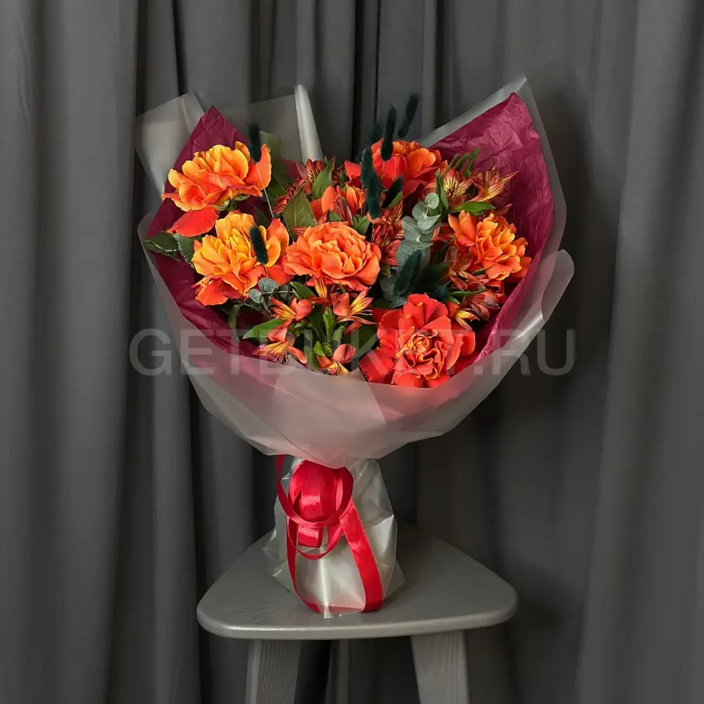 233263 Букет из альстромерий, роз и лагуруса