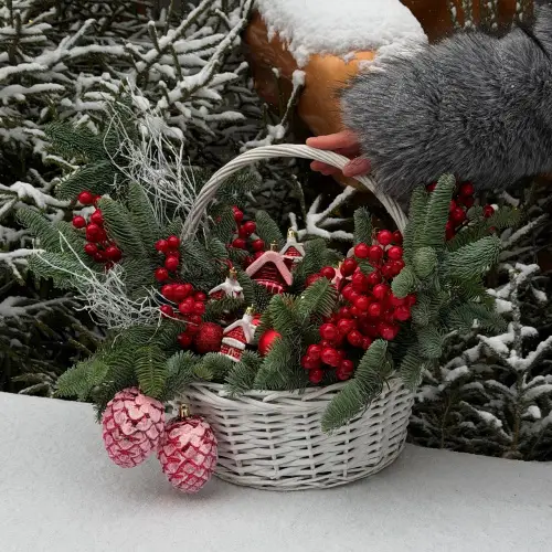 Новогодняя композиция "Красный домик" 