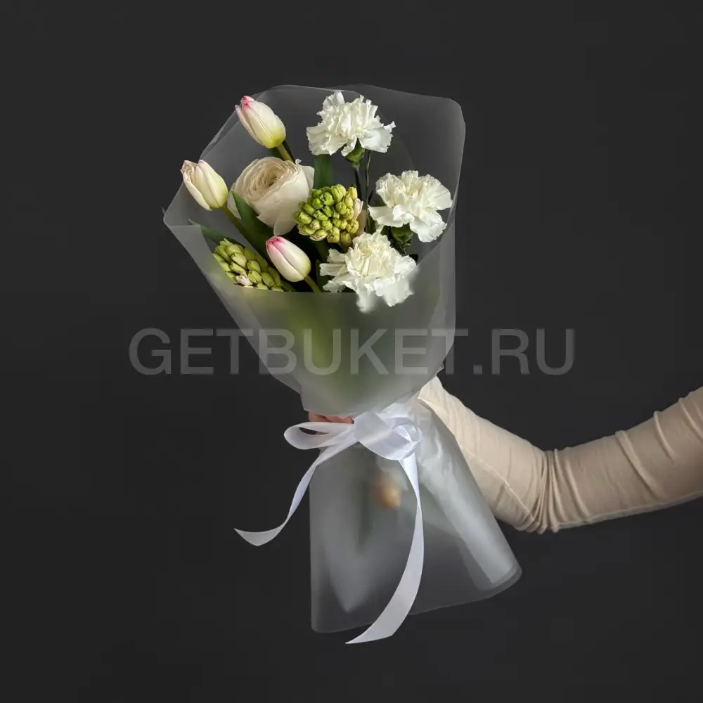 225276 Букет из гиацинта с тюльпанами и ранункулюсом