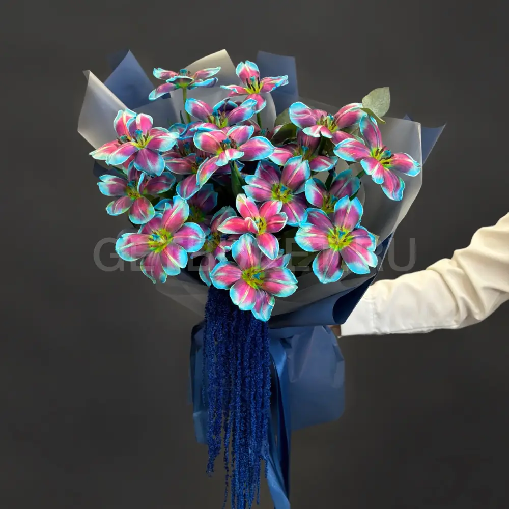 224810 Букет "Магия оттенков" из тюльпанов