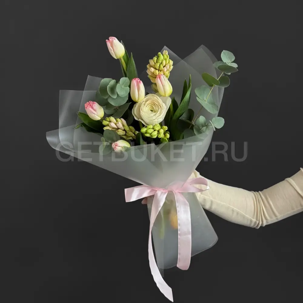 225277 Букет из гиацинта, тюльпанов и ранункулюса