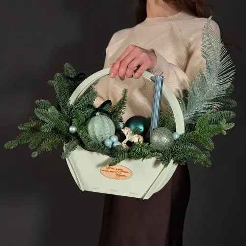 Зимняя композиция "Сказочная лошадка" 