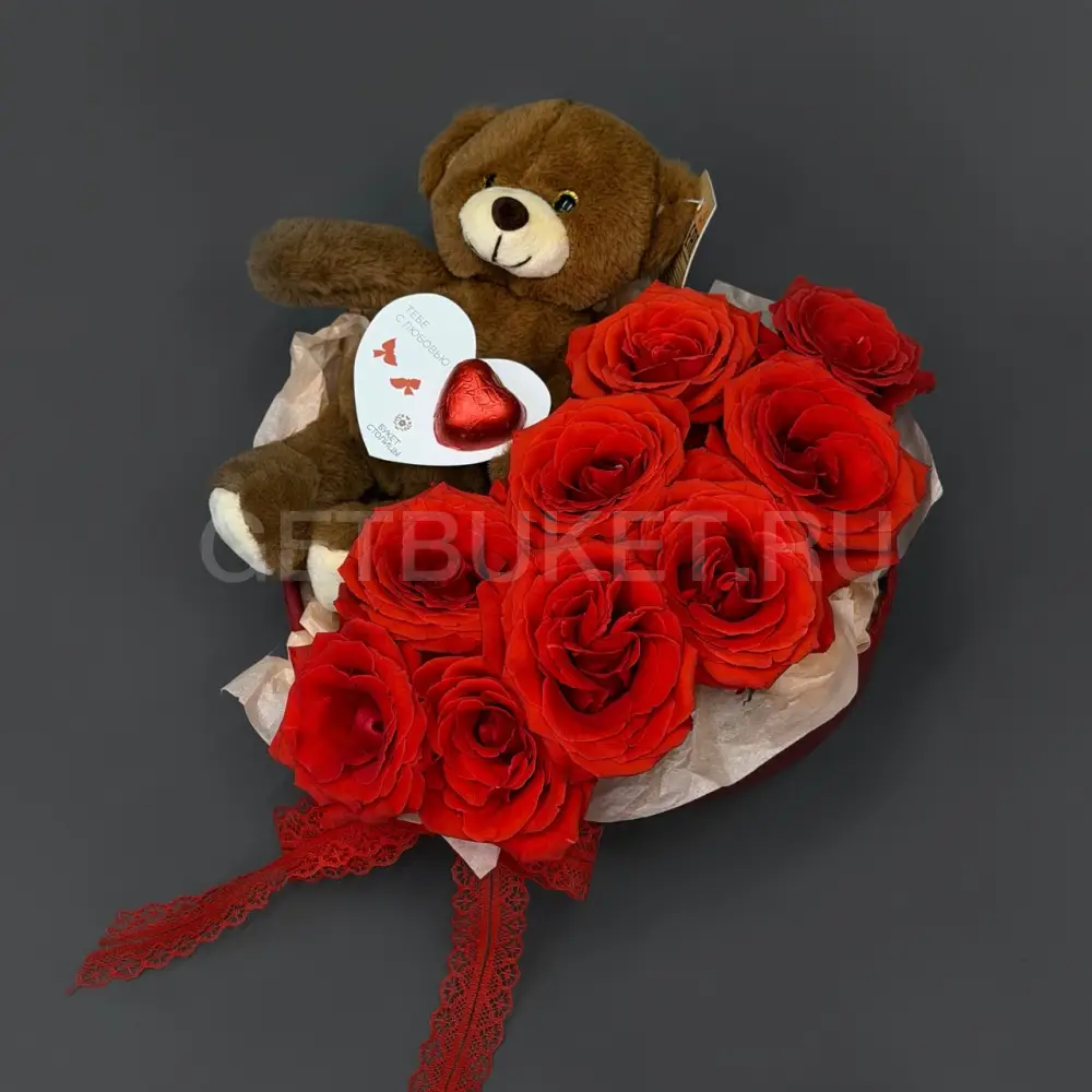 224397 Цветочная композиция из красных роз с мишкой и валентинкой