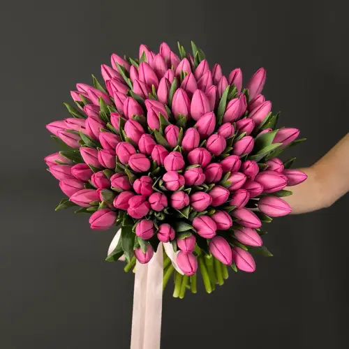 Букет из 101 розового тюльпана 