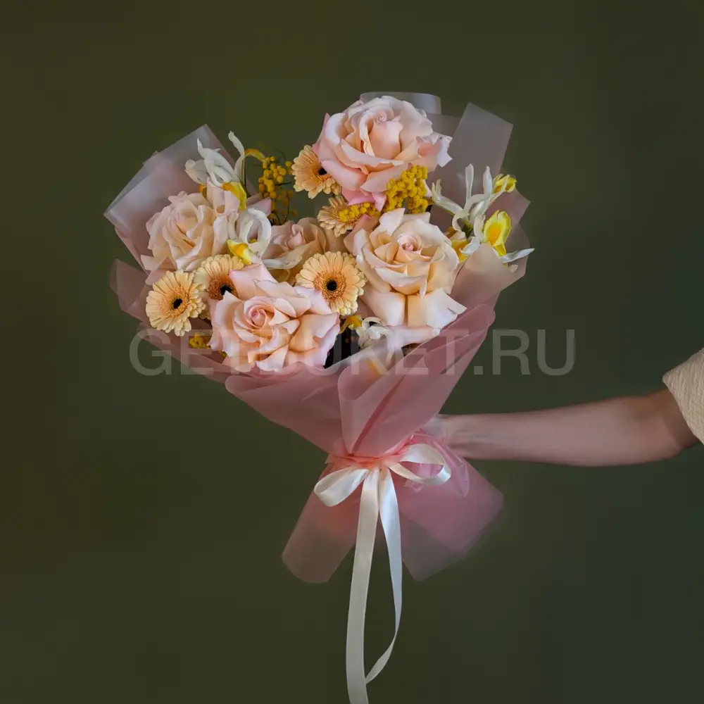 226577 Букет из роз, мимозы и ирисов