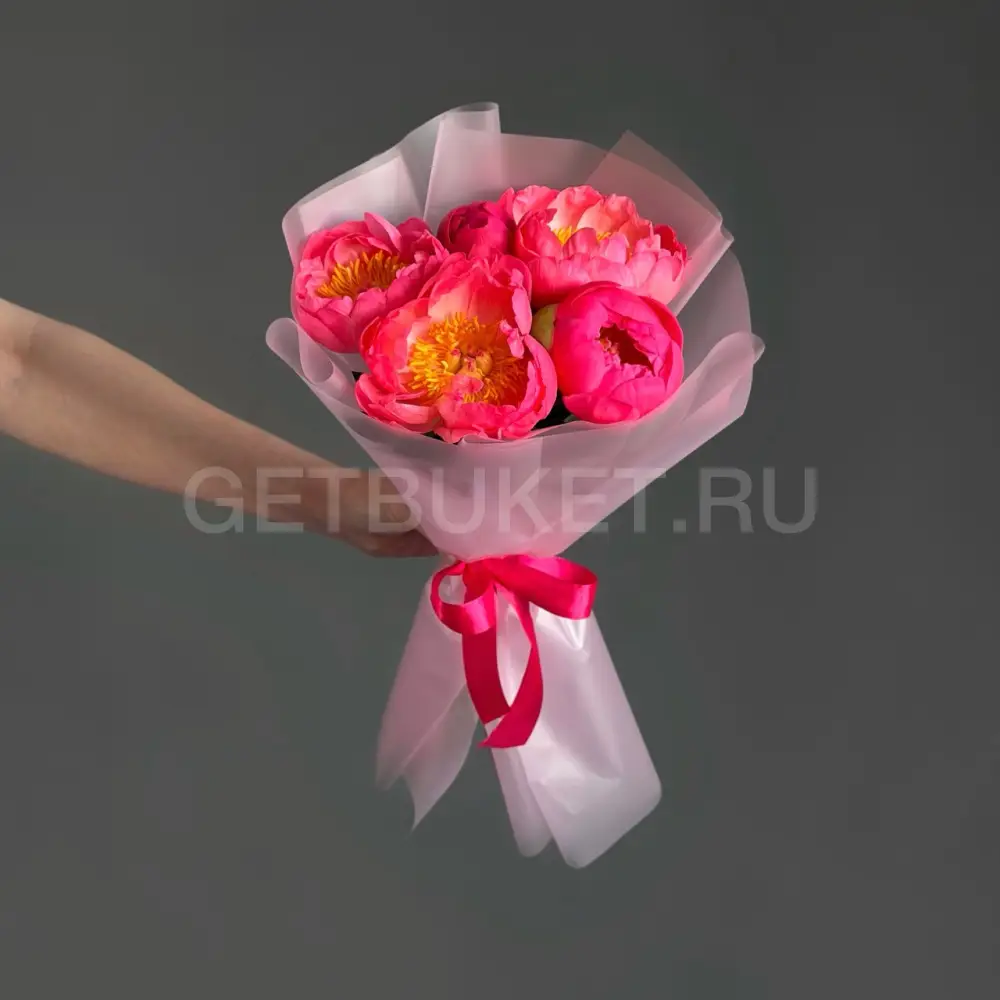 233947 Букет из 5 пионов