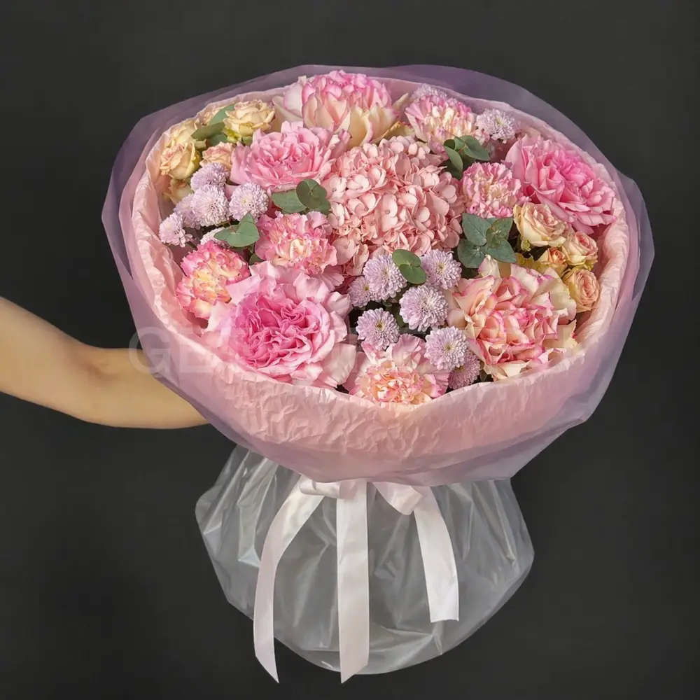 231968 Букет из роз и хризантем с гортензией 