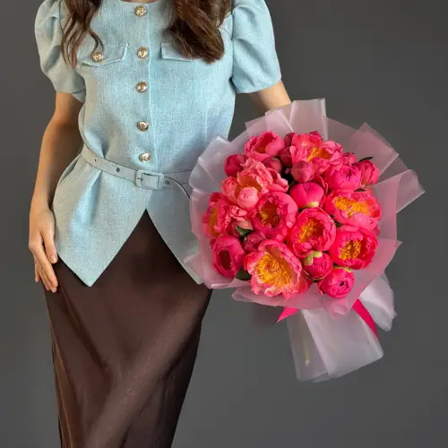 Букет из 25 пионов 