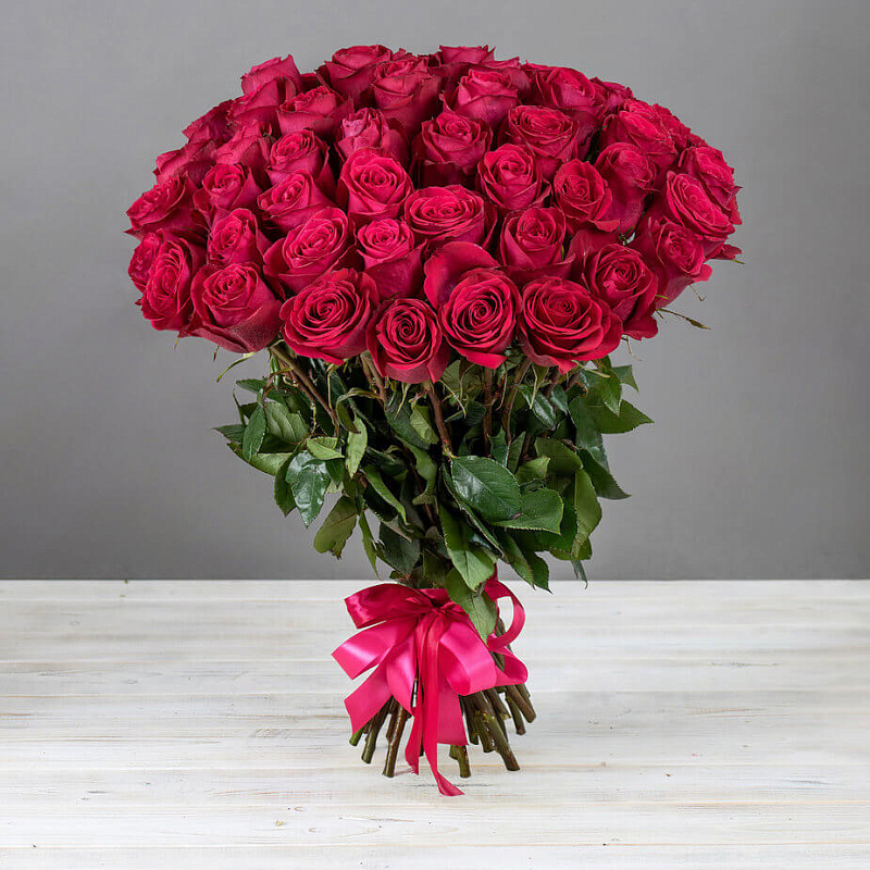 Закажите букет из 51 розы с доставкой в Казани